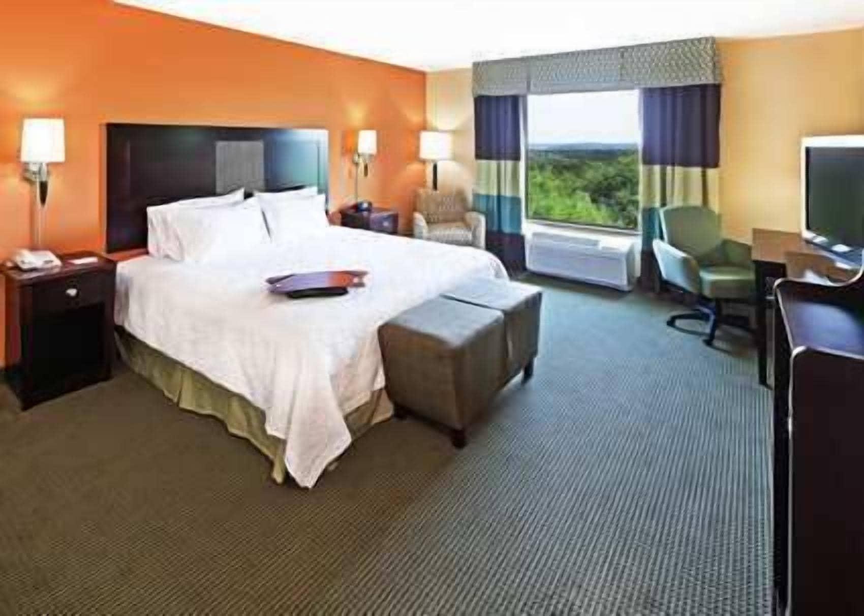 Hampton And Austin - Hotel 3*